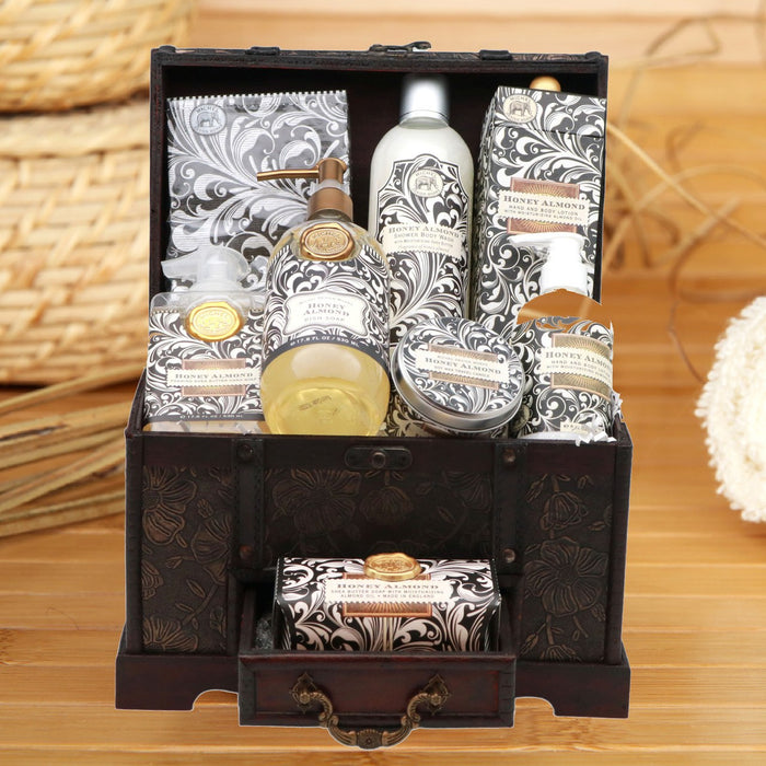 Honey Almond Grand Deluxe Spa Set