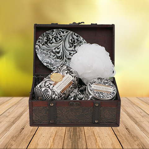 Honey Almond Serene Spa Gift Chest