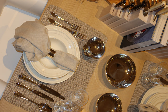 Italian Natural Linen Hand Knit Placemat in Natural by Fiorira Un Giardino
