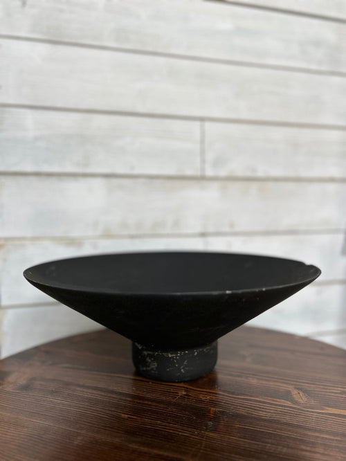 Black Flare Dish
