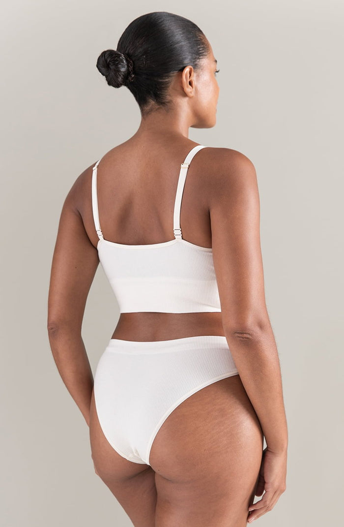 The TENCELâ„¢ Seamless Bralette White Sand